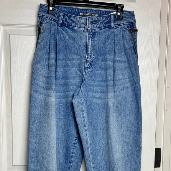 Michael Kors Denim - Michael Kors Adorable Balloon Leg Pleated Jeans